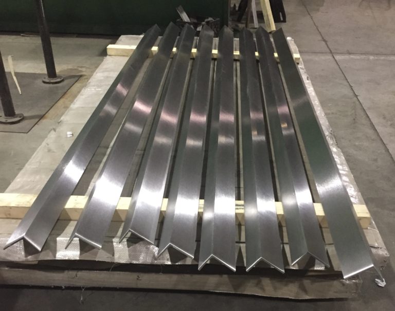 Stainless Steel Angle Polished, Custom Cut 304, 316 AAA Metals